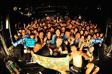 Rhythmic Toy World「Rhythmic Toy World with 劇団リズミック」の様子。（Photo by MASANORI FUJIKAWA）