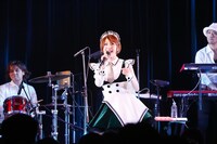 「TRUSTRICK Premium Live Promise 2016」の様子。（撮影：森久）