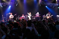 「TRUSTRICK Premium Live Promise 2016」の様子。（撮影：森久）
