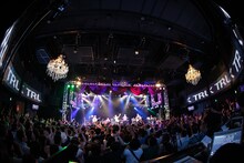 「TRUSTRICK Premium Live Promise 2016」の様子。（撮影：森久）