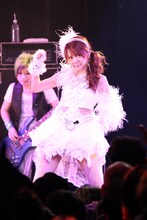 田中れいな（Vo）