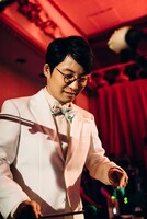 人気画像2位は「細野晴臣40年ぶり中華街ライブで星野源とゲロッパ！」より、星野源。（Photo by Ryo Mitamura）