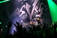 Fear, and Loathing in Las Vegas「FIRST ONE MAN SHOWS TOUR 2016」東京・Zepp Tokyo公演の様子。