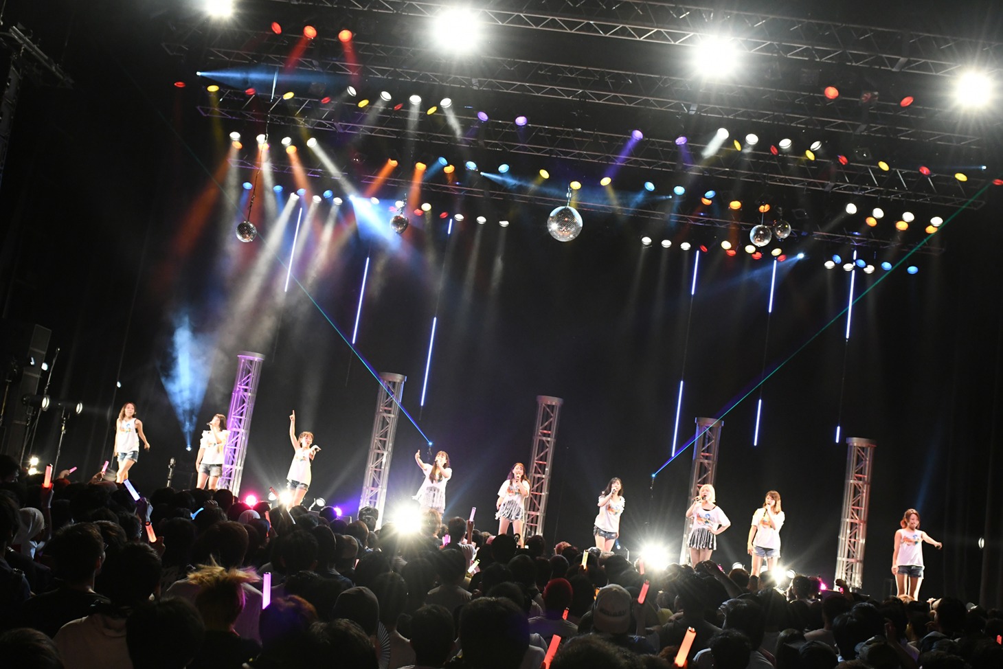 「Cheeky MONSTER VOL.2 ～It's a Small World～」の様子。