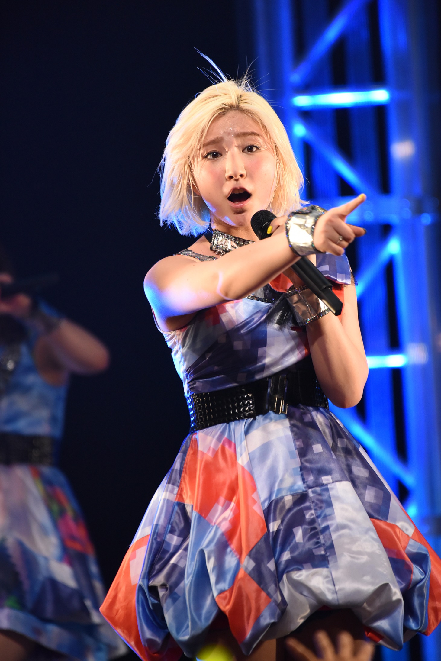 鈴木真梨耶