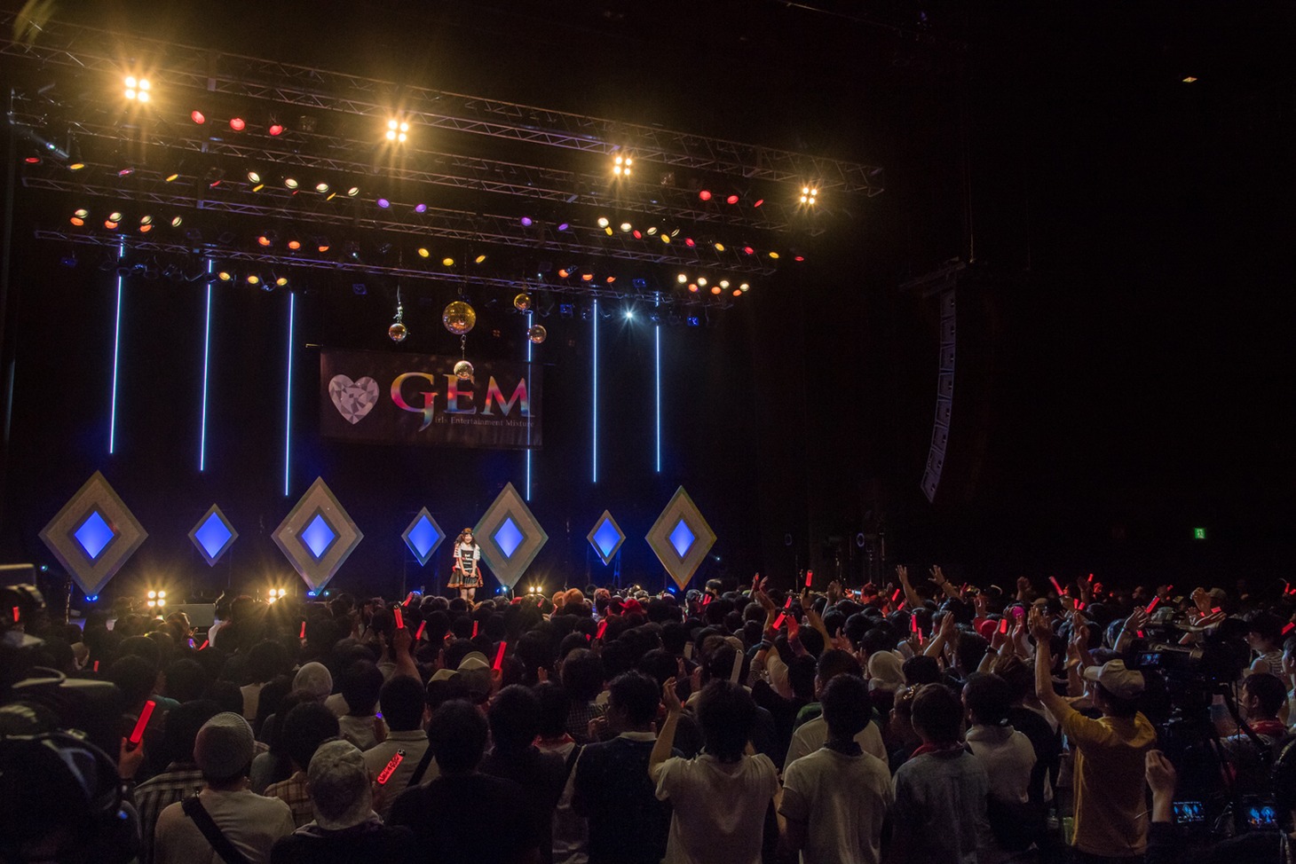 「GEM Live Mixture 2016 ～Best 10ct Forever～」の様子。