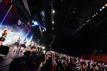 「GEM Live Mixture 2016 ～Best 10ct Forever～」の様子。