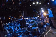 People In The Box「CLUB QUATTRO MONTHLY LIVE 波多野裕文（Gt/Vo）Produce『Renaissance』」の様子。（写真提供：日本クラウン）