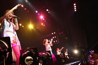 「チャオ ベッラ チンクエッティ LIVEツアー2016～続 !!!!THE STORY IS NEVER-ENDING～」最終公演の様子。（提供：アップフロントクリエイト）