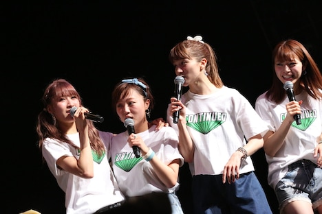 「チャオ ベッラ チンクエッティ LIVEツアー2016~続 !!!!THE STORY IS NEVER-ENDING~」最終公演の様子。(提供:アップフロントクリエイト)