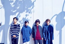 赤色のグリッター