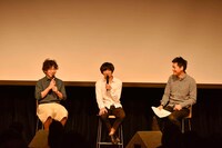左から松居大悟、石崎ひゅーい、藤田琢己。（撮影：河本悠貴）