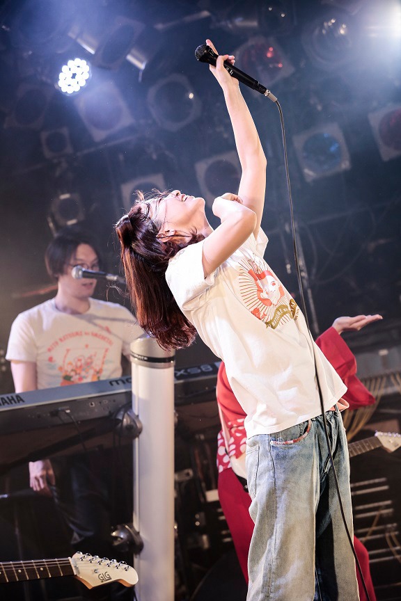 三戸なつめ（Photo by Yosuke Torii）