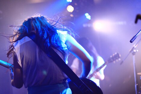 「LAZYgunsBRISKY presents "Gather Of Dreams vol.3"」より、LAZYgunsBRISKYのライブの様子。（Photo by Takumi Akuzawa）