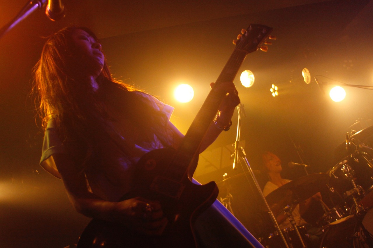 izumi（G / LAZYgunsBRISKY）（Photo by Takumi Akuzawa）