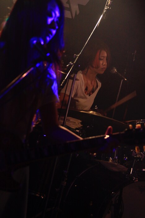 「LAZYgunsBRISKY presents "Gather Of Dreams vol.3"」より、LAZYgunsBRISKYのライブの様子。（Photo by Takumi Akuzawa）