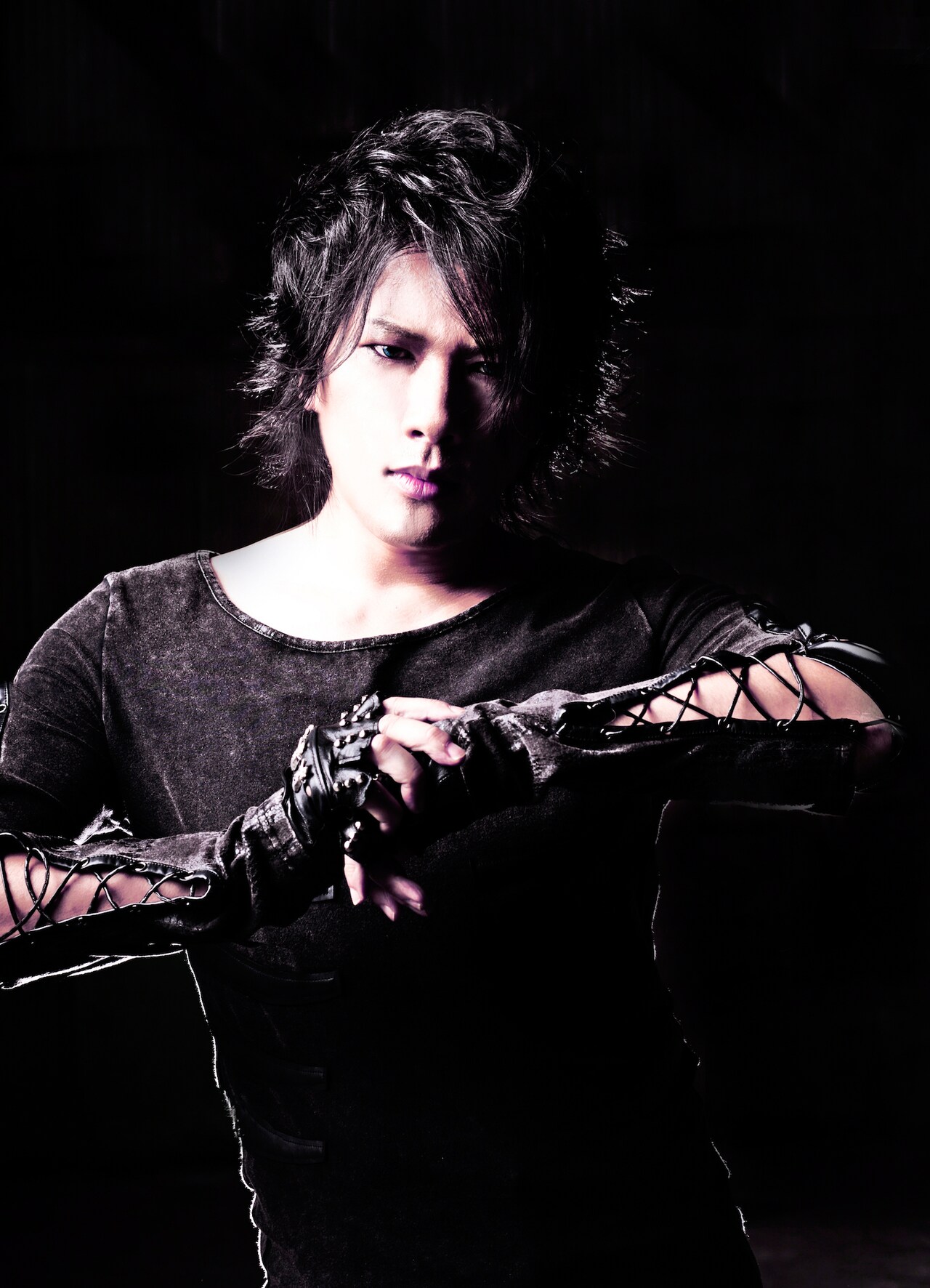 STEALTHワンマンにTAKURO、HISASHIら強力メンバー