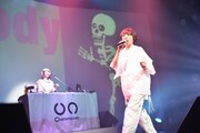 Charisma.com「愛泥Cリリースツアー『FATです。PIGです。フィットネスツアー』」東京・TSUTAYA O-EAST公演の様子。(Photo by Megumi Suzuki)