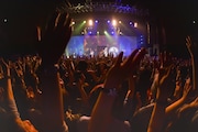 Charisma.com「愛泥Cリリースツアー『FATです。PIGです。フィットネスツアー』」東京・TSUTAYA O-EAST公演の様子。(Photo by Megumi Suzuki)