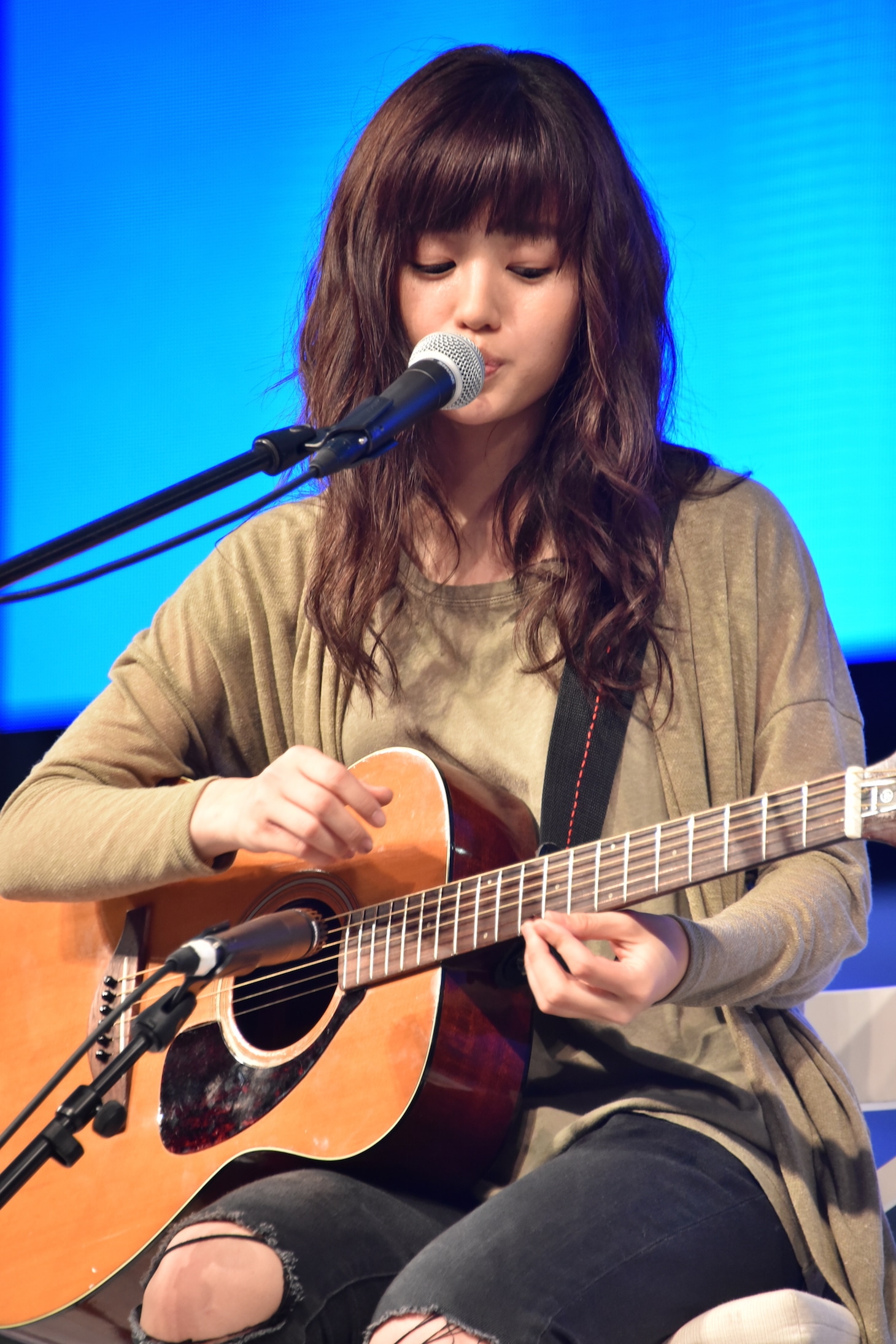 藤原さくら