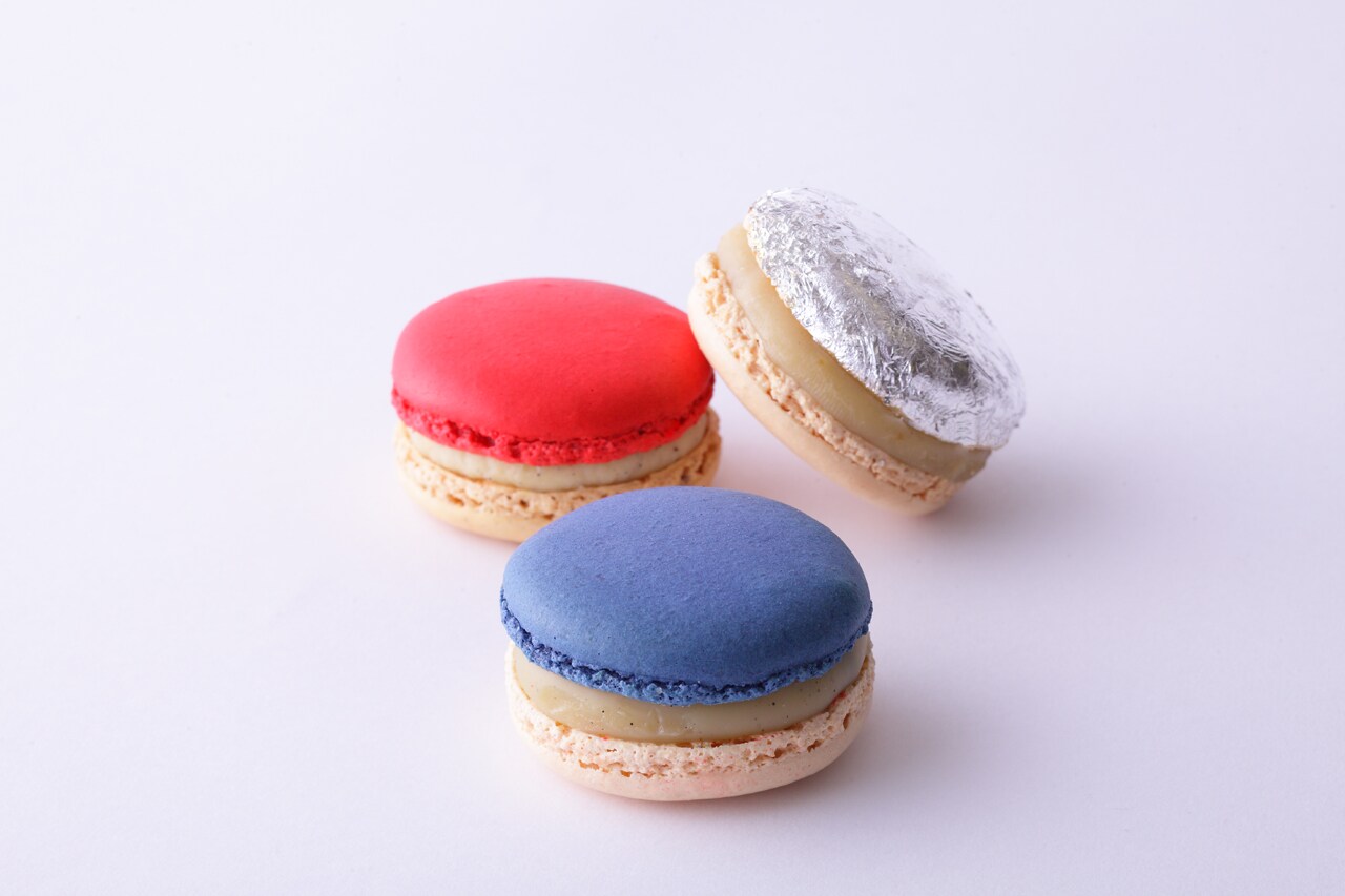 H ZETTRIOが「マカロンデー」とコラボ、特別マカロンギフト販売