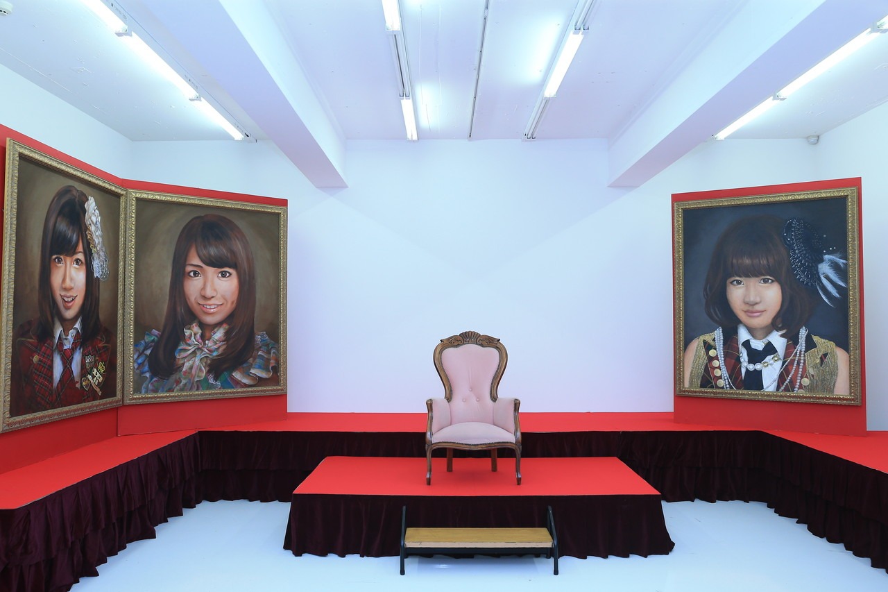 昨年実施された「AKB48 選抜総選挙ミュージアム」の様子。(c)AKS