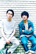 6月3日発売の音楽誌「音楽と人」では石崎ひゅーいと菅田将暉の対談が掲載される。