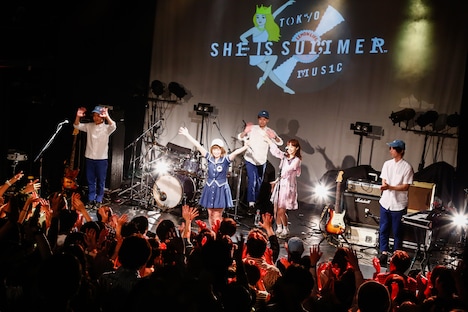 SHE IS SUMMER（Photo by Yuka Ochiai）