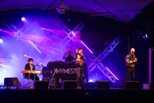 RHYMESTERとさかいゆう。（Photo by Yusuke Oishi)