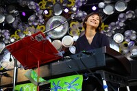 クラムボンの原田郁子（Vo, Key）。