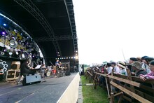 細野晴臣のライブの様子。