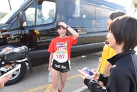 タスキを渡した直後の仙石みなみ。