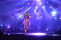 「ソロダンス」を終え、「ら・ら・ら・アイドル」を歌う大黒柚姫。