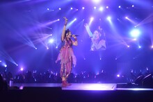 「ソロダンス」を終え、「ら・ら・ら・アイドル」を歌う大黒柚姫。