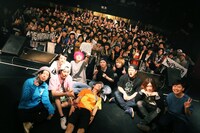 「電波少女 E.P "パラノイア" Release Party」の様子。（撮影：新倉映見）