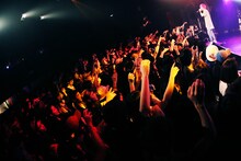 「電波少女 E.P "パラノイア" Release Party」の様子。（撮影：新倉映見）