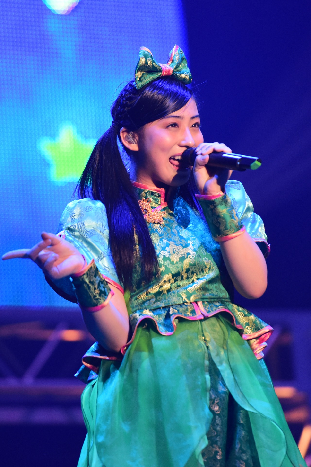 坂本遥奈