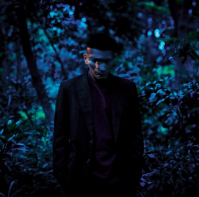 AKLO「Outside the Frame」ジャケット