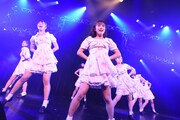 Kiss Beeによるライブの様子。