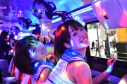「Hummer Party Bus」車内の様子。
