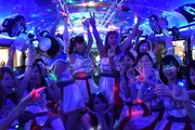 「Hummer Party Bus」車内の様子。