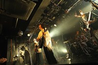 Suck a Stew Dry（撮影：結城さやか）