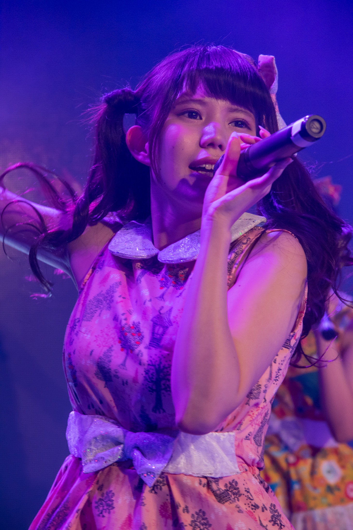 横山あみ