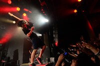 滝善充（G / 9mm Parabellum Bullet）（撮影：岸田哲平）