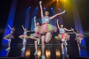 虹のコンキスタドールによるライブの様子。（写真撮影：林晋介）