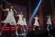 アイドルネッサンスによるライブの様子。（写真撮影：林晋介）