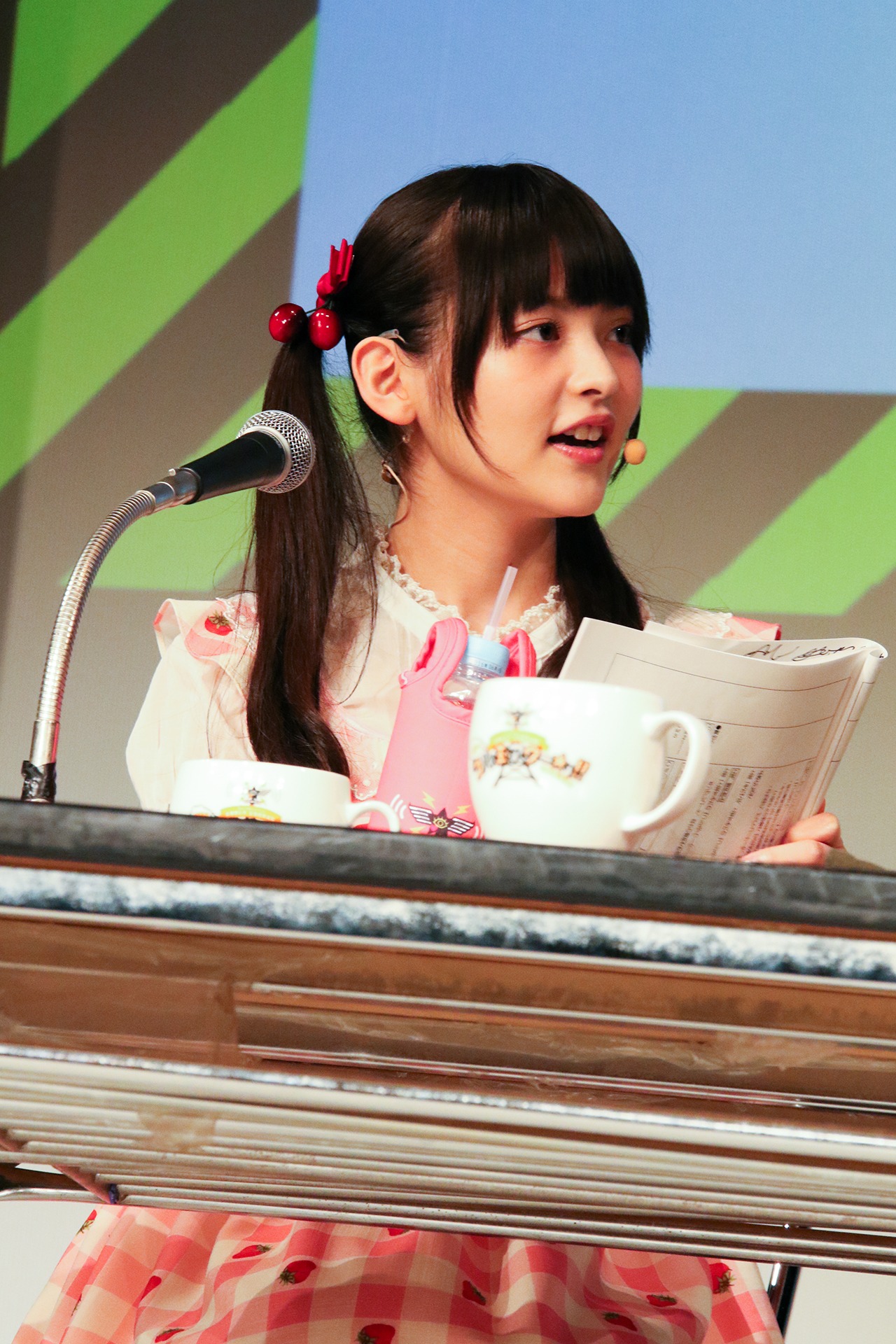 上坂すみれ