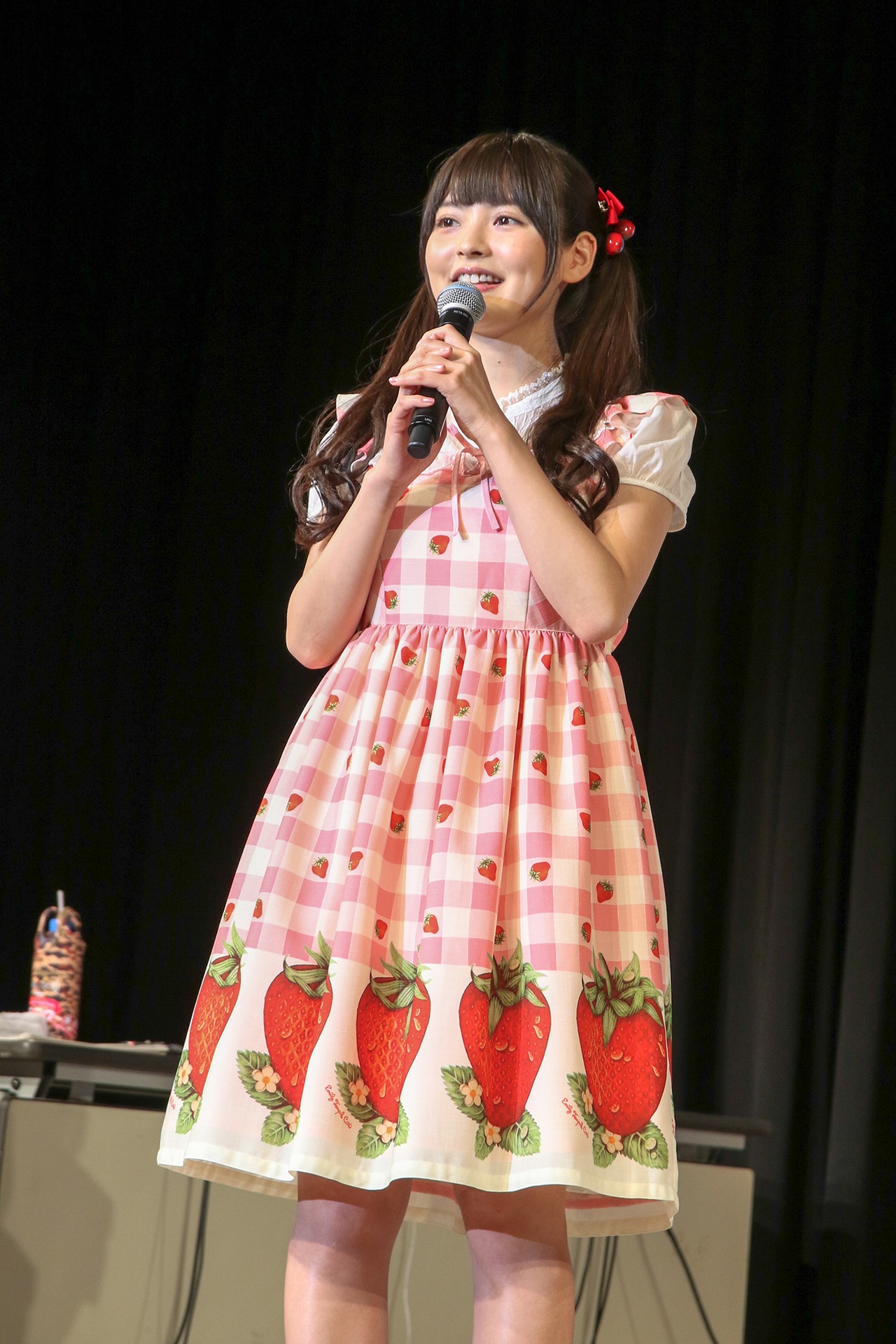上坂すみれ