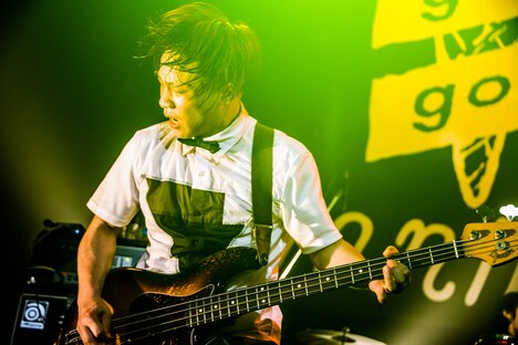 長谷川プリティ敬祐（B）（撮影：浜野カズシ）