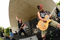 GOOD4NOTHING（撮影：半田安政[showcase]）